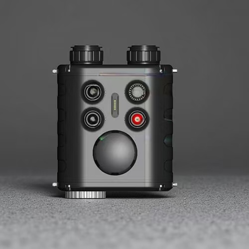 Hold the dual-light fusion telescope/night-vision device